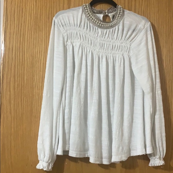 gimmicks by BKE Tops - Gimmicks Large Pearl Peasant Top
